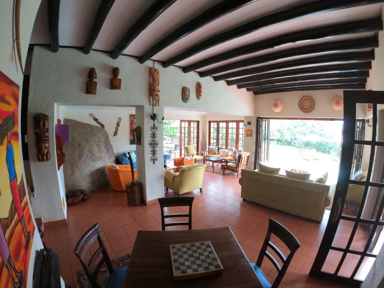 Hulala Lakeside Lodge وايت ريفر المظهر الخارجي الصورة